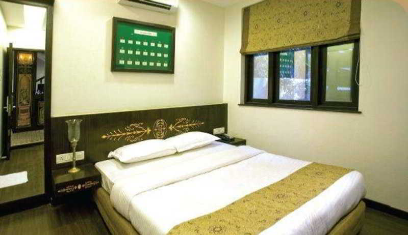 Jc Chalet Bombay Exterior foto